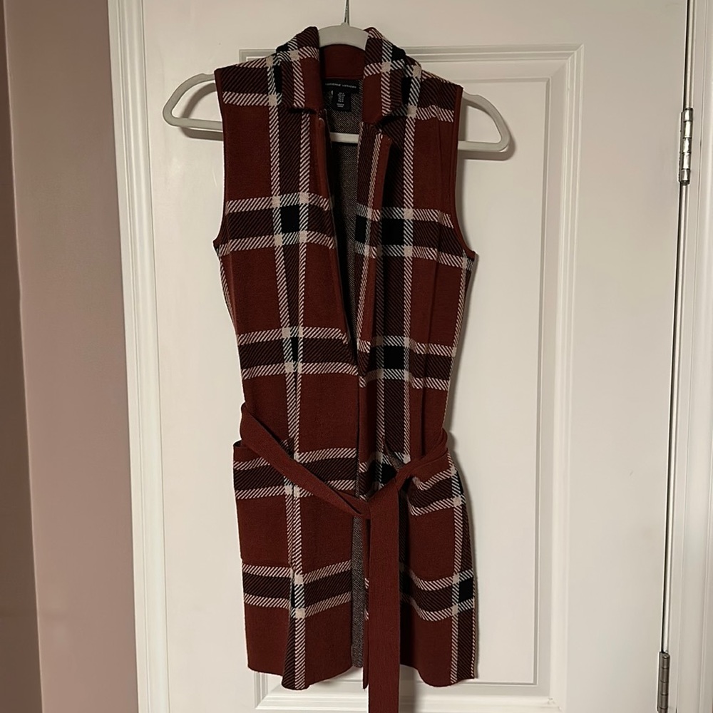Brand new Adrienne Vittadini sweater vest